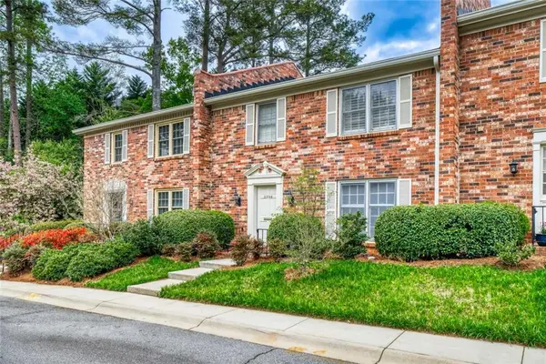 2396 Leafgate Road, Decatur, GA 30033