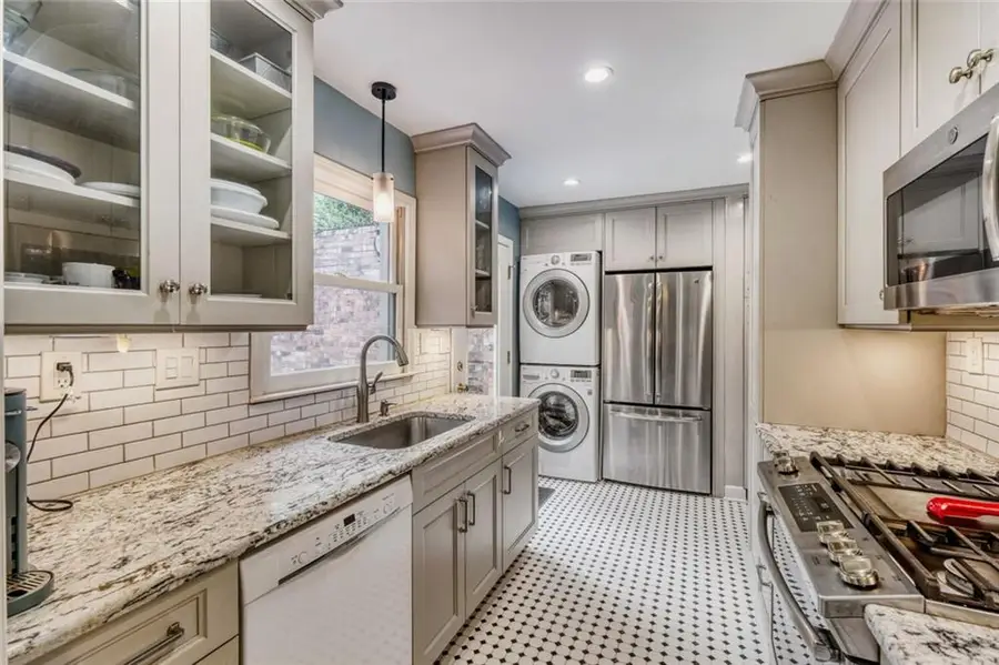 2396 Leafgate Road, Decatur, GA 30033 - #2