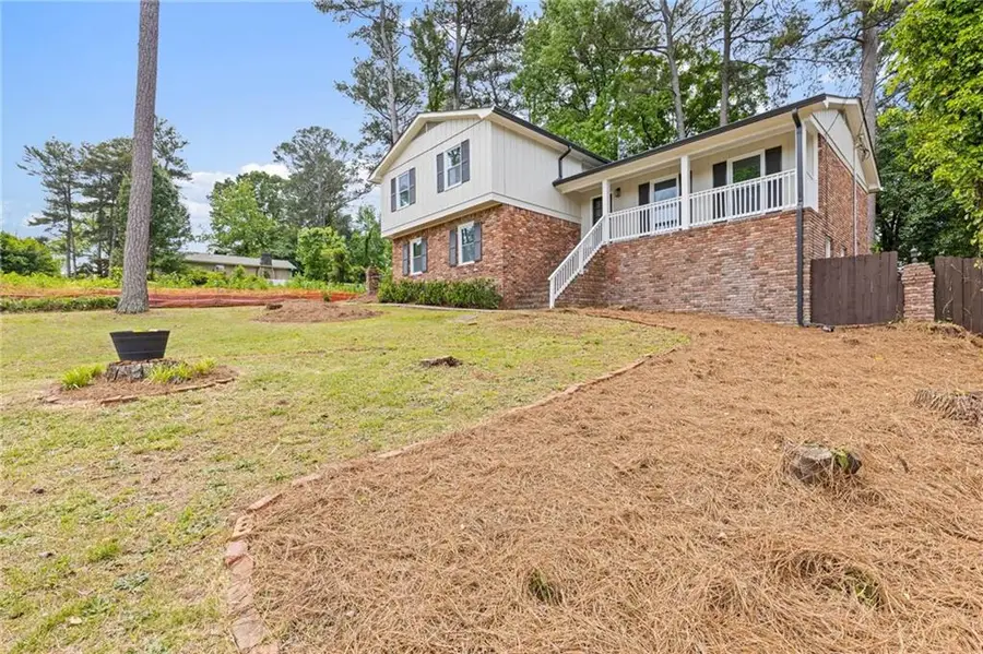 942 Hearthstone Drive, Stone Mountain, GA 30083 - #3
