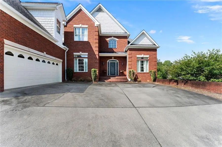 113 Vogel Street Ne, Calhoun, GA 30701 - #2