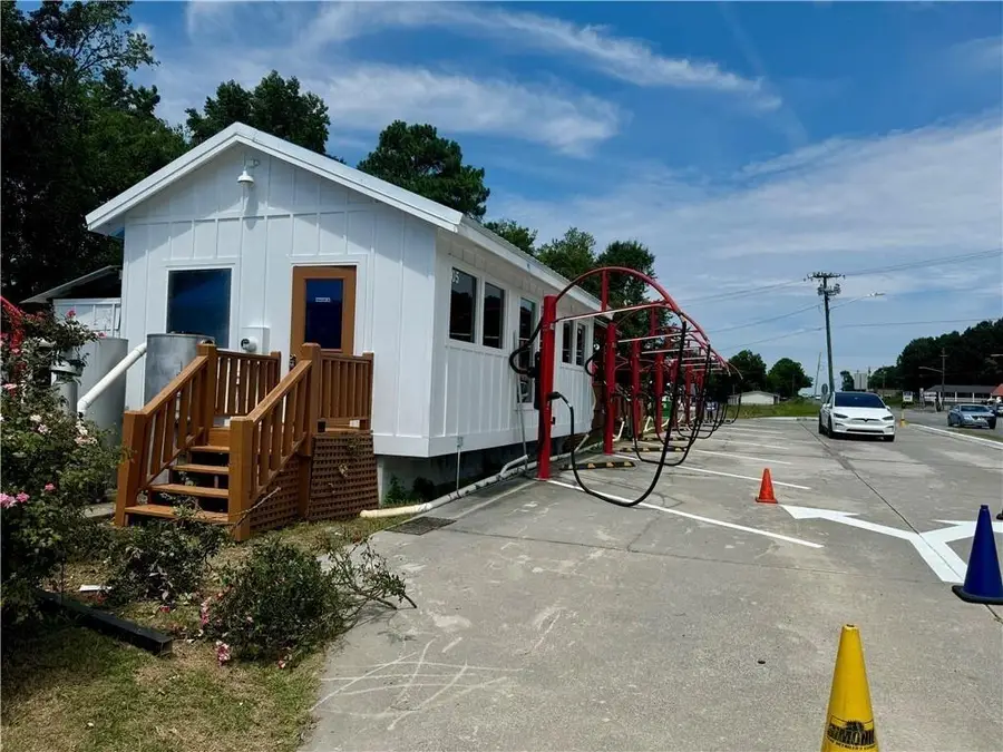 605 S Wall Street, Calhoun, GA 30701 - #3