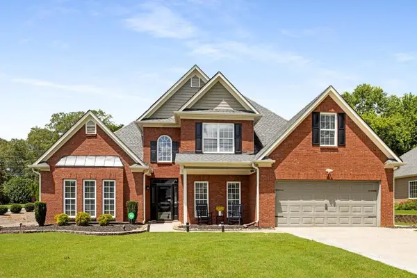 1574 Ember Oaks Circle, Powder Springs, GA 30127