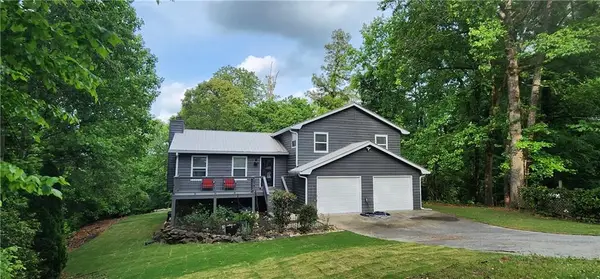 810 Hampton Court, Woodstock, GA 30188
