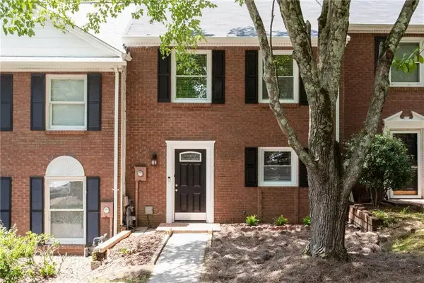 169 Willow Stream Court, Roswell, GA 30076