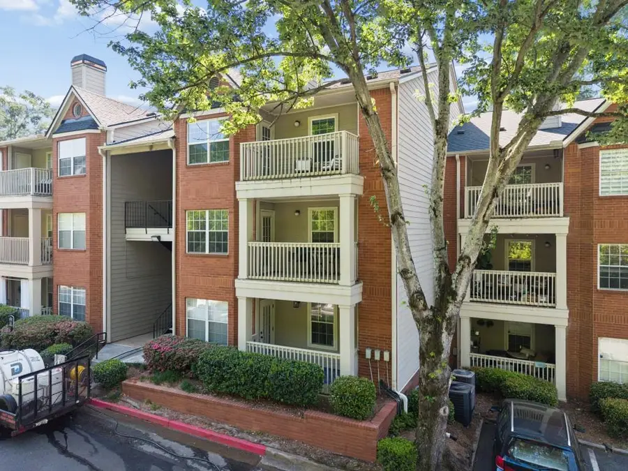 1024 Chastain Park Court, Atlanta, GA 30342 - #2