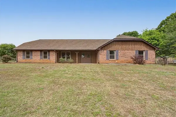 4535 E Cherokee Drive, Canton, GA 30115