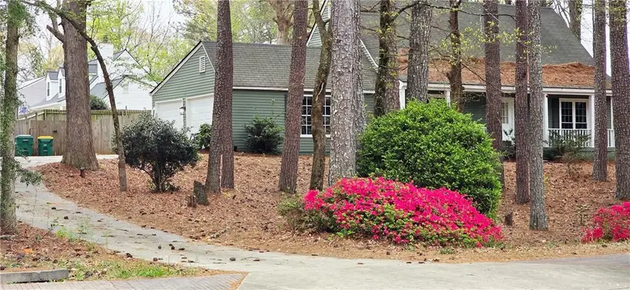 3957 Peachtree Corners Circle, Peachtree Corners, GA 30092 - #2