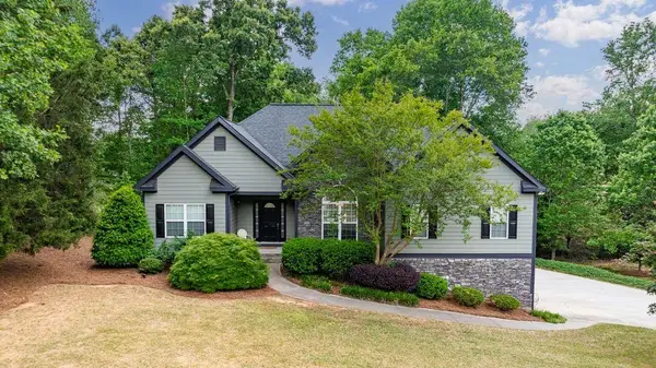 8225 Mossybrook Lane, Douglasville, GA 30135
