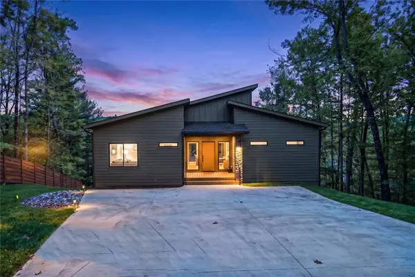 11 Falcon Drive, Blairsville, GA 30512