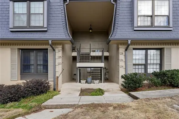 123 Maison Place Nw, Atlanta, GA 30327