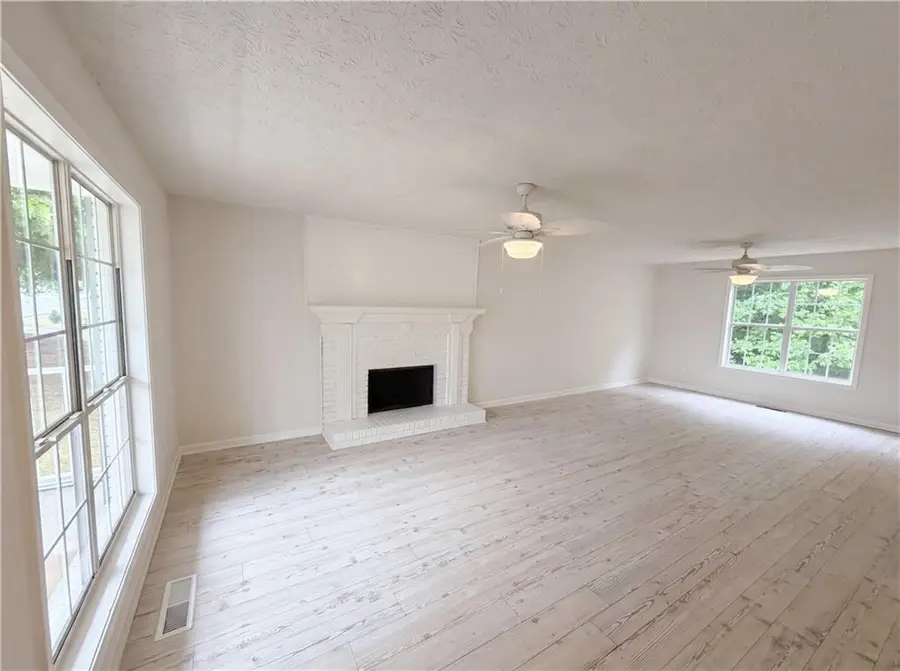 1555 Rose Pointe Drive, Loganville, GA 30052 - #3
