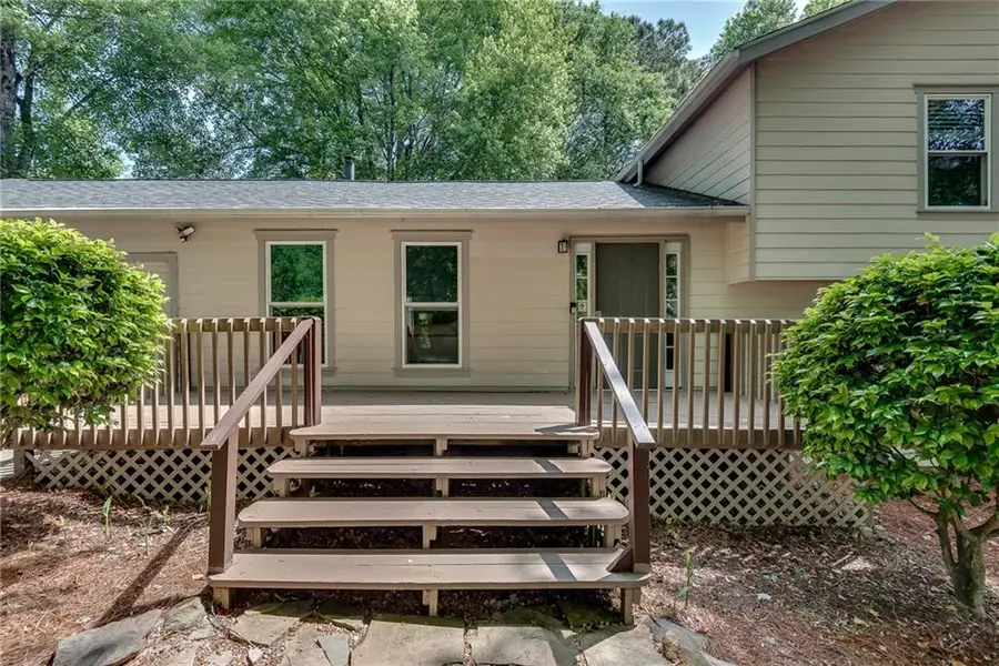 9665 Pine Thicket Way, Roswell, GA 30075 - #3