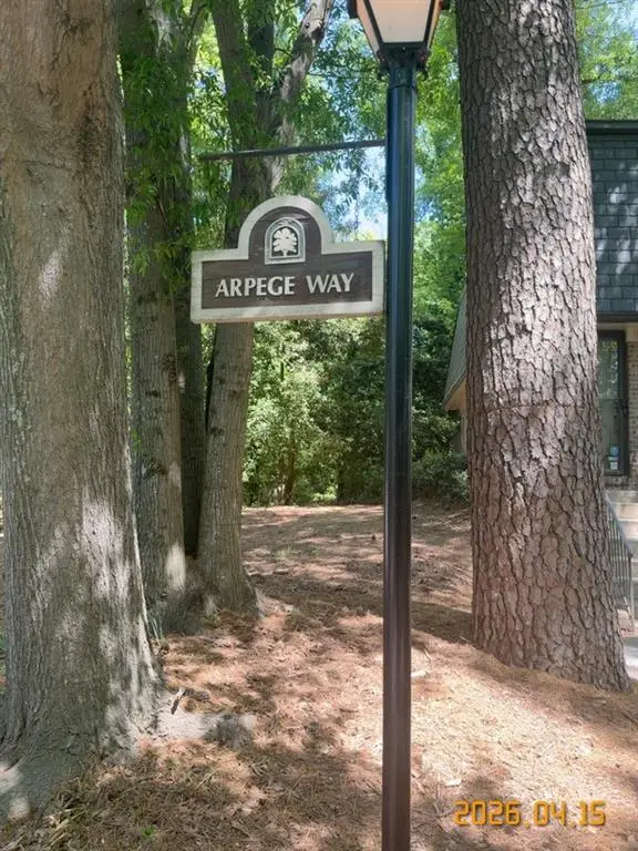 30 Arpege Way Nw, Atlanta, GA 30327