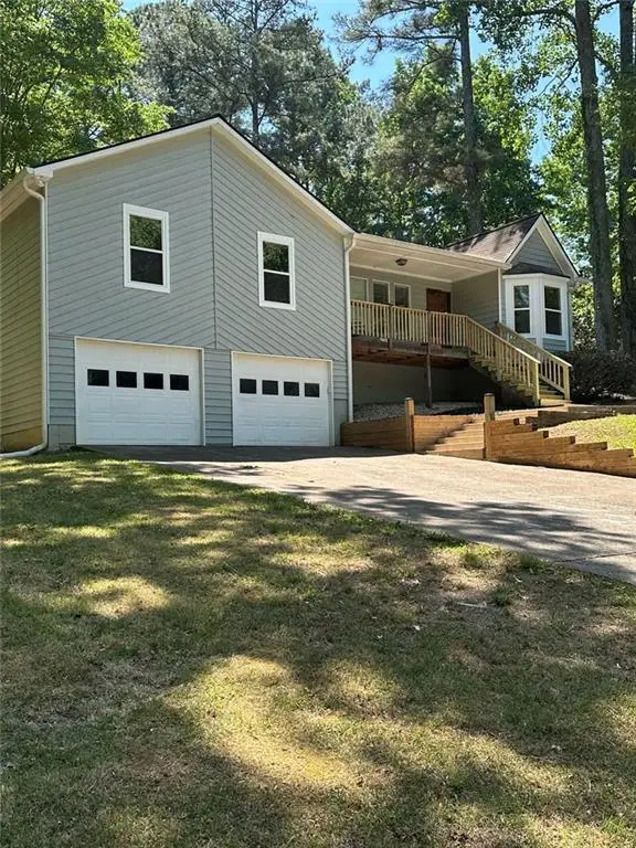 1027 Summer Place Nw, Acworth, GA 30102
