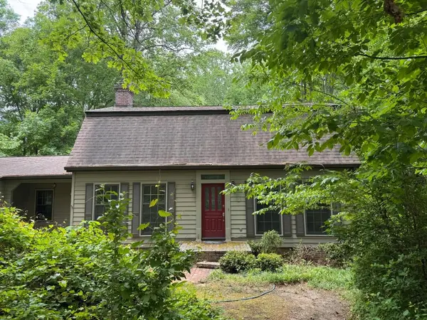 1514 Kings Down Circle, Dunwoody, GA 30338