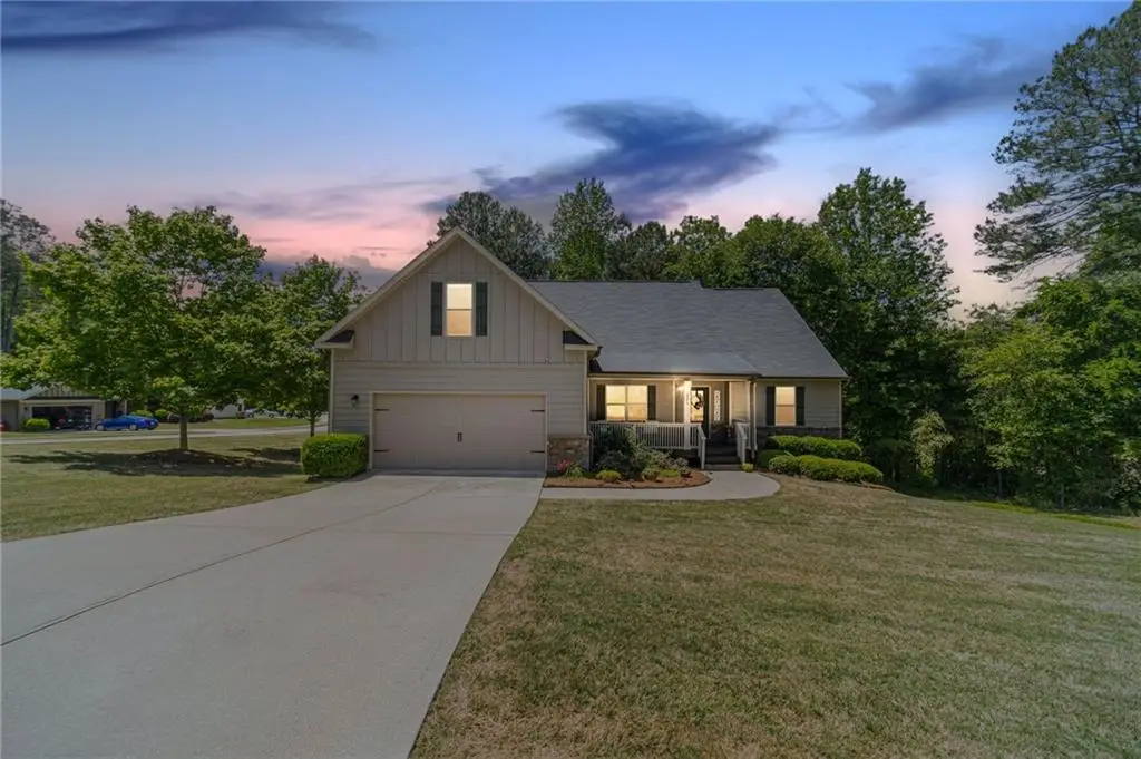 801 Rouse Circle, Hoschton, GA 30548 - #1