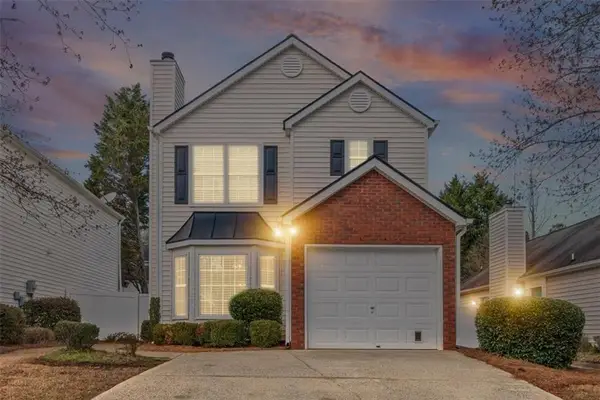 1061 Daventry Crossing, Woodstock, GA 30188