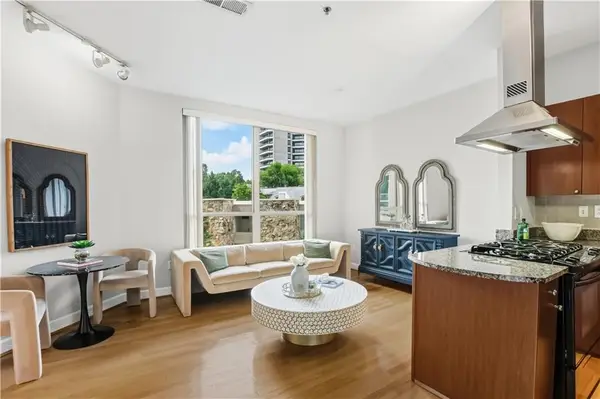 2626 Peachtree Road Nw #606, Atlanta, GA 30305