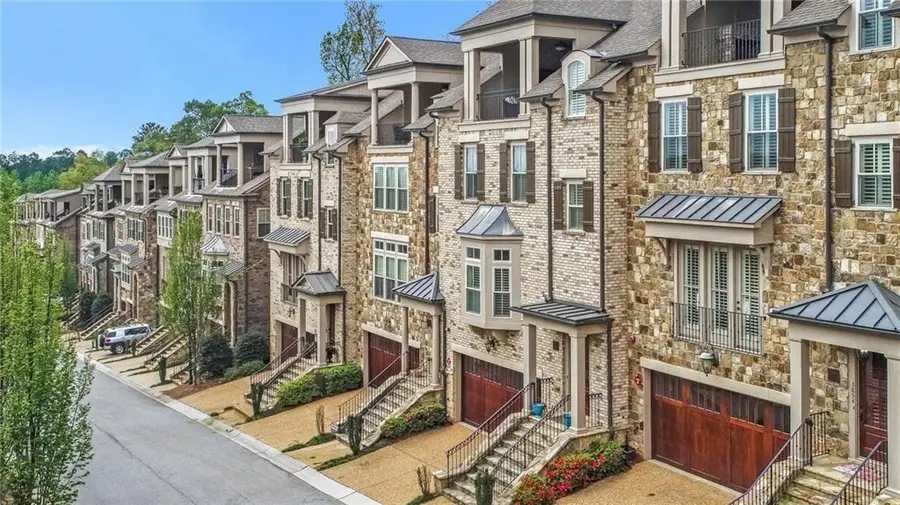 3440 Commander Cove, Suwanee, GA 30024 - #3