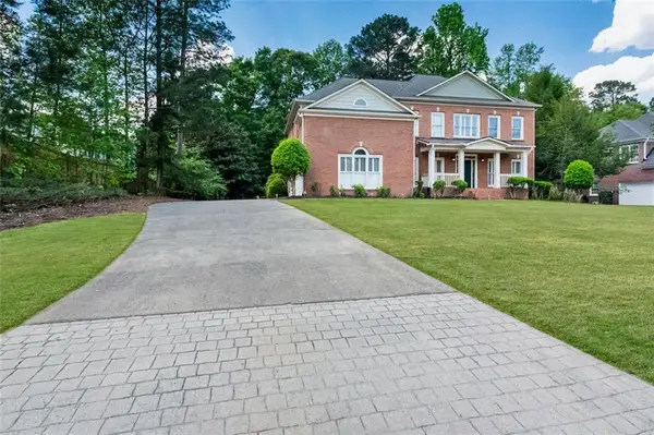 780 River Cliff Court, Suwanee, GA 30024