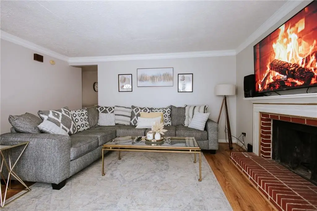 1013 Huntington Trace Se, Smyrna, GA 30082 - #1