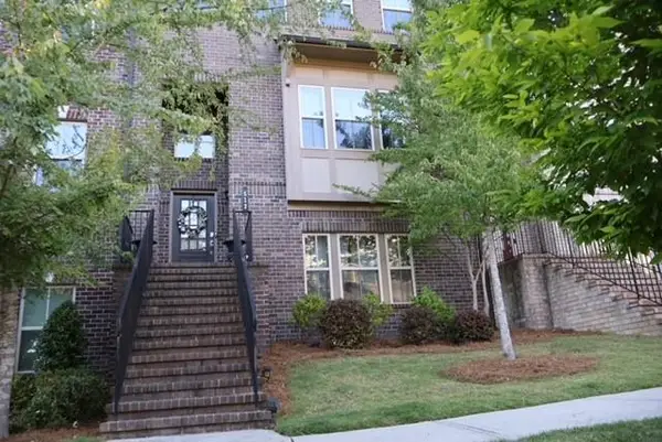 512 Via Secco Lane, Suwanee, GA 30024