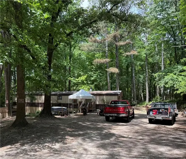 190 Akin Rd, Carrollton, GA 30117