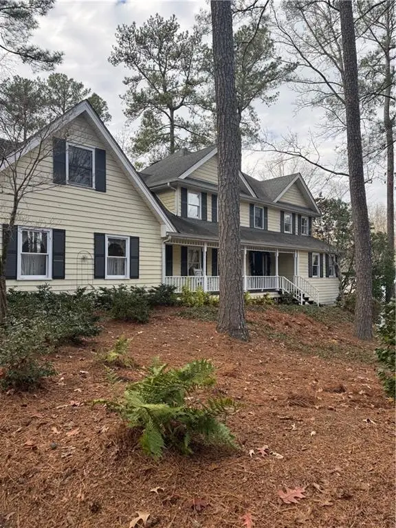 2955 Ascot Lane, Roswell, GA 30076
