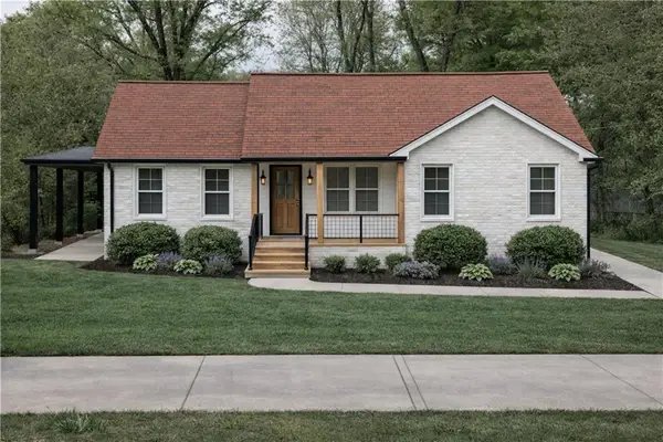 2884 Ben Hill Road, East Point, GA 30344