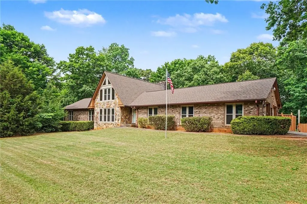 3135 Heritage Crossing Drive, Buford, GA 30519 - #1