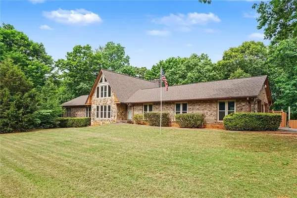 3135 Heritage Crossing Drive, Buford, GA 30519