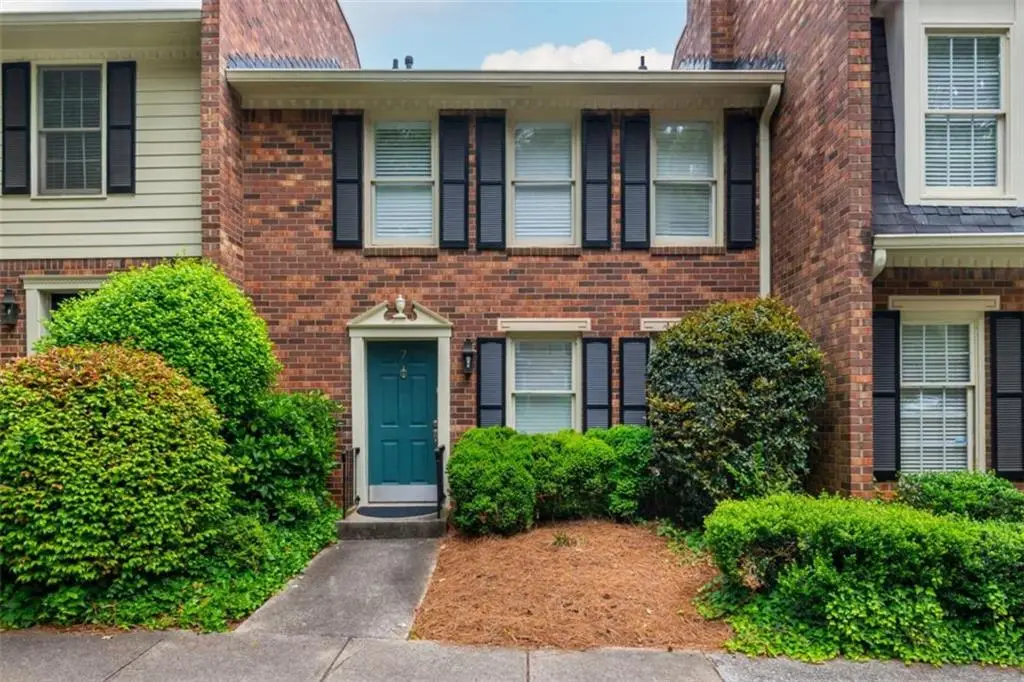 7 Queen Victoria Place, Atlanta, GA 30342 - #1