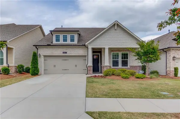 6917 River Rock Drive, Flowery Branch, GA 30542