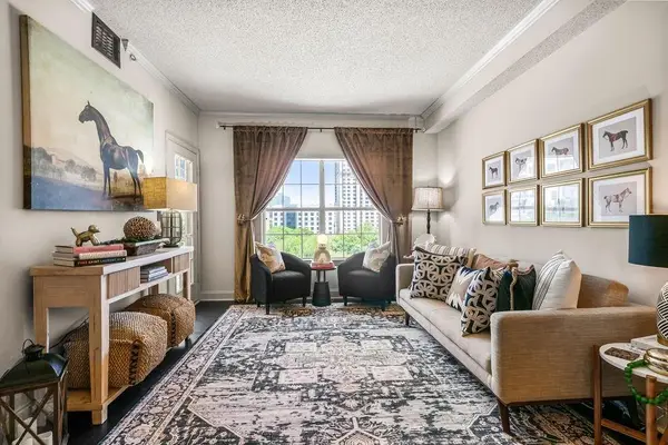 1075 Peachtree Walk Ne #A419, Atlanta, GA 30309