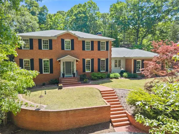 1812 Valley Road Ne, Gainesville, GA 30501