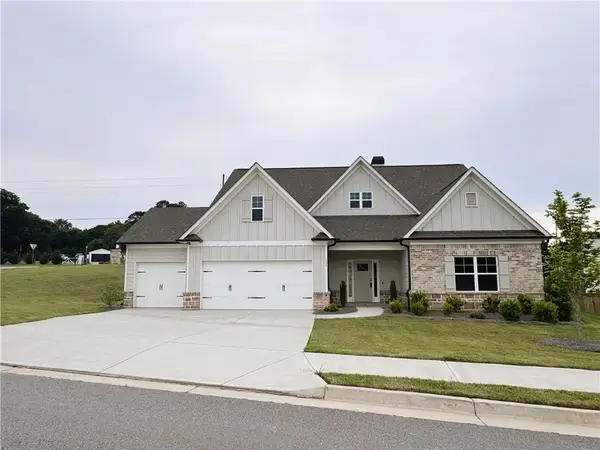 111 Cherokee Rose Lane, Hoschton, GA 30548
