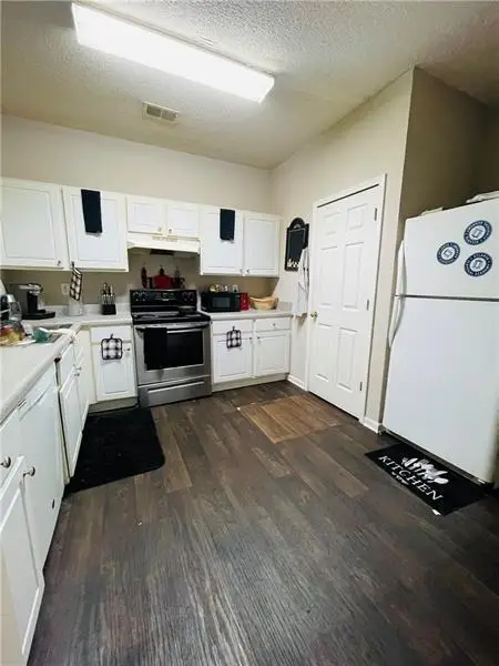 3607 Ginnis Drive Sw #2, Atlanta, GA 30331 - #3
