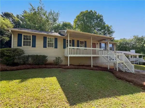 76 Lost Meadows Drive, Dallas, GA 30157
