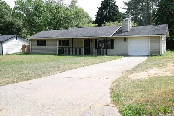 107 Village Way, Lawrenceville, GA 30046