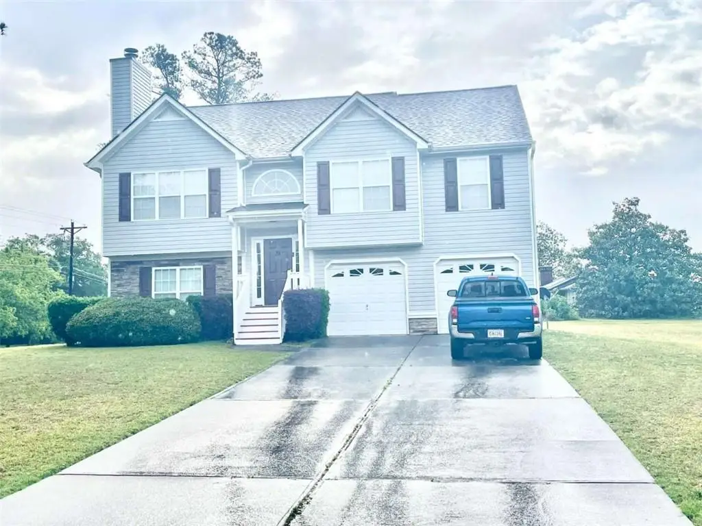 100 Hawthorn Drive, Carrollton, GA 30116 - #1