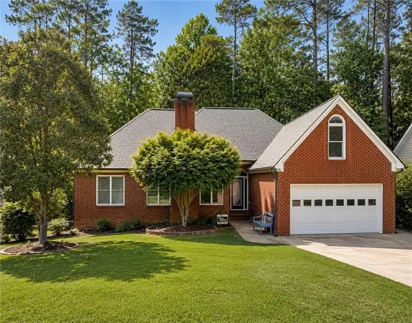 997 Sunny Glen Court, Lawrenceville, GA 30043