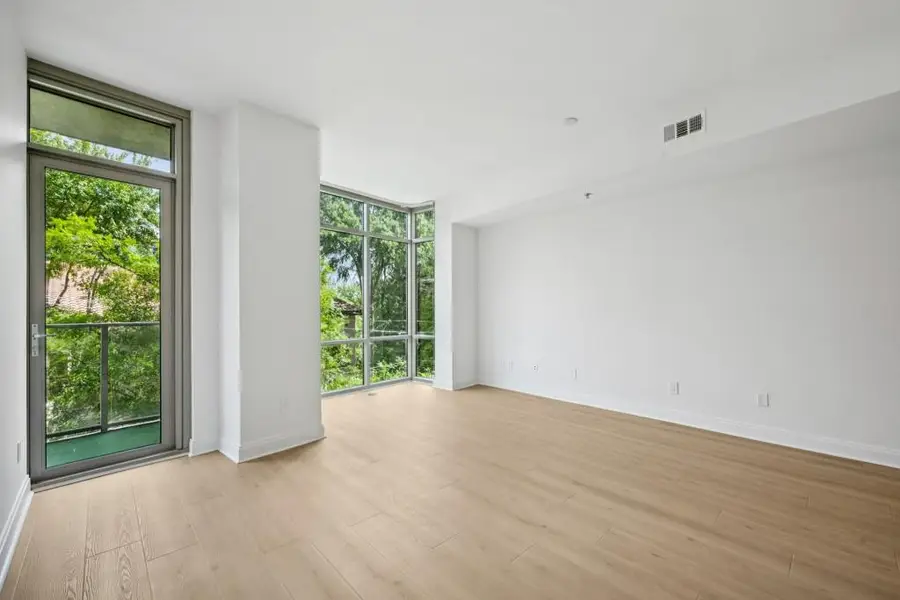 905 Juniper Street Ne #316, Atlanta, GA 30309 - #3