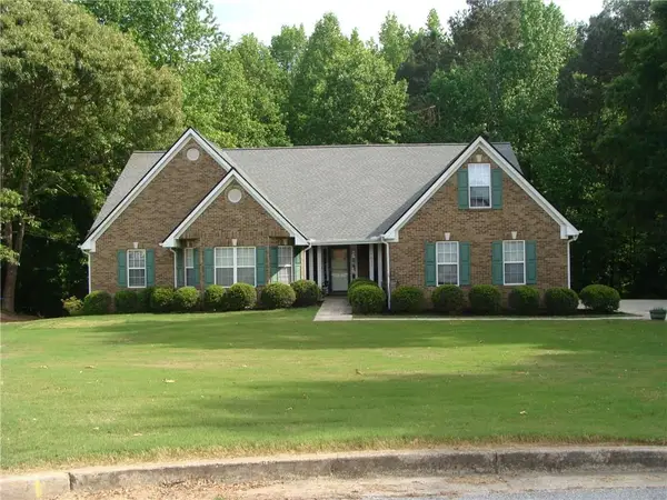 1611 Lake View Court, Loganville, GA 30052