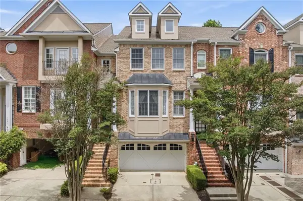 1041 Villas Of Emory Parc Place, Decatur, GA 30033