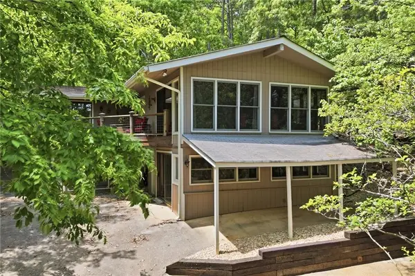 206 White Antelope Street, Waleska, GA 30183