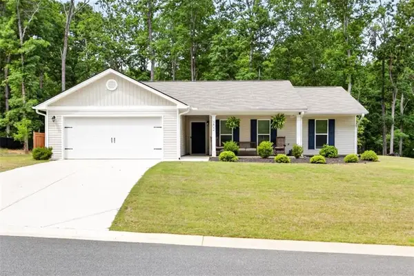 202 Rolling Woods Lane, Hull, GA 30646