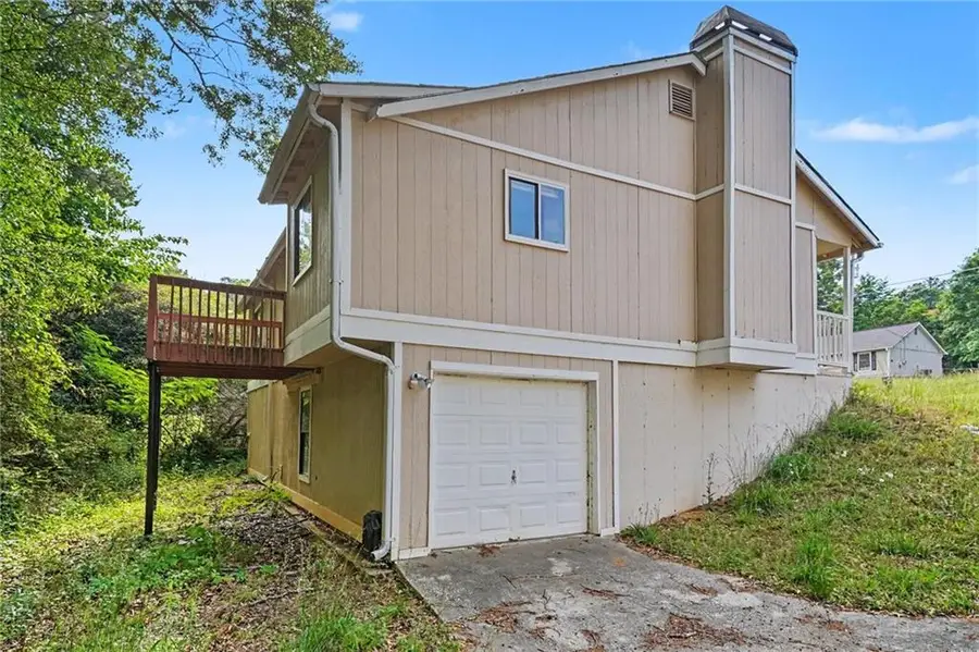 6092 Leverett Drive, Lithonia, GA 30038 - #3