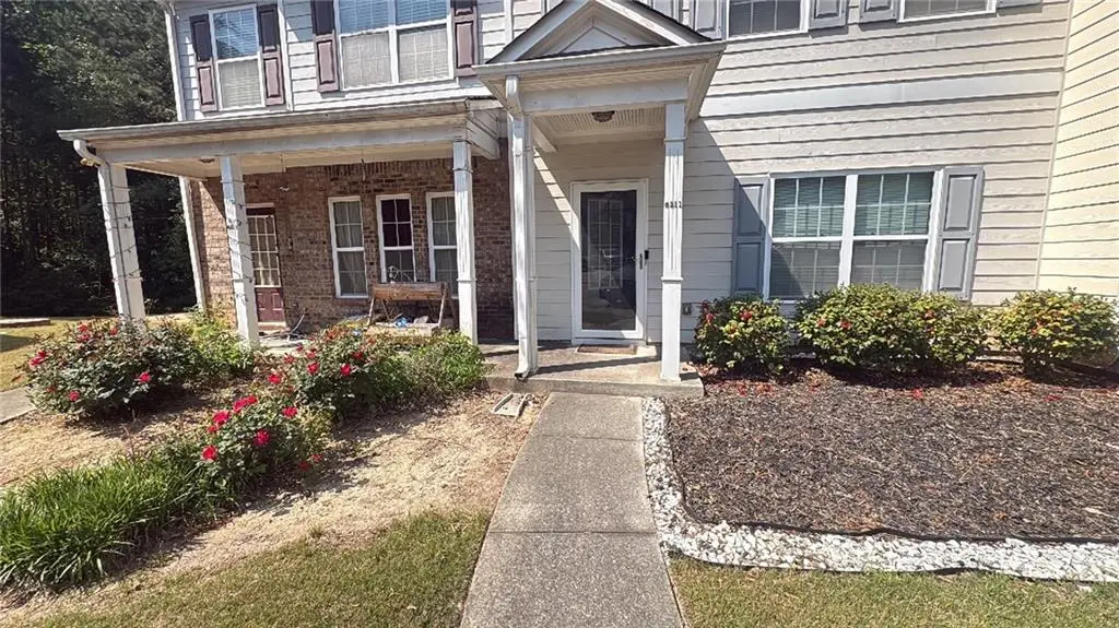 6211 Shoals Loop, Union City, GA 30291 - #1