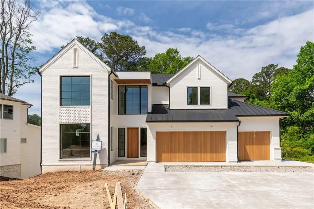 10910 Woodstock Road, Roswell, GA 30075 - #1