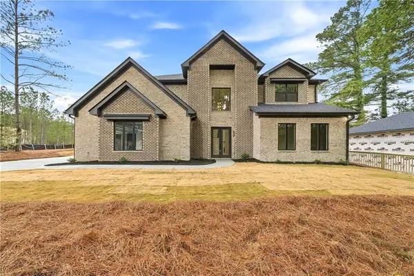 912 Artistry Way, Fairburn, GA 30213